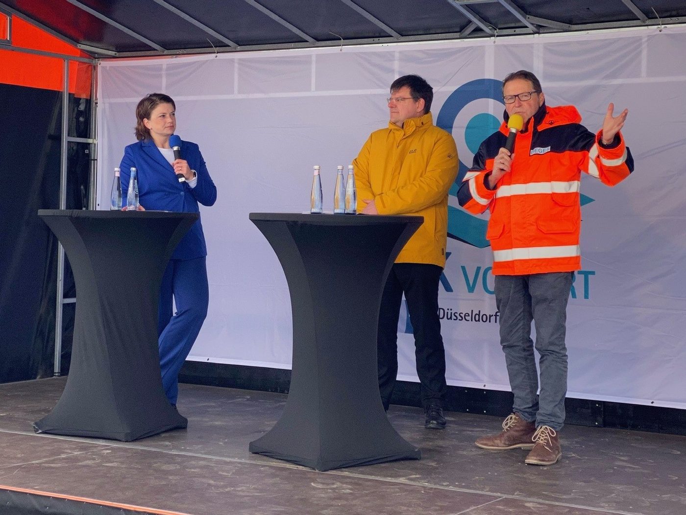 v.l.: Tina Schmidt (IHK), Erhard Zangl, Dr. Udo Pasderski (Foto: UVR)