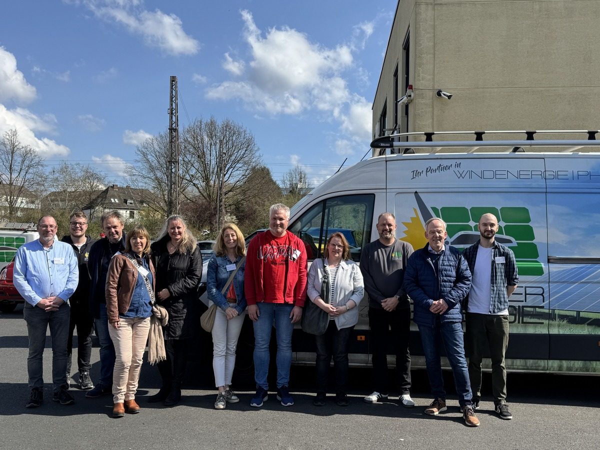 Arbeitskreis SchuleWirtschaft zu Gast bei Brenner Energie